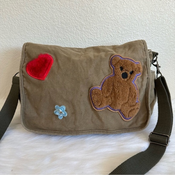 ThinkGeek Officially Licensed Firefly Kaylee Frye Crossbody Bag - Picture 3 of 14